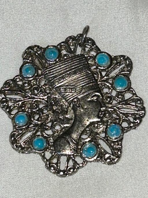 Buy & Sell Northville South Gloucestershire - Photos for Vintage Egyptian Nefertiti pendant
