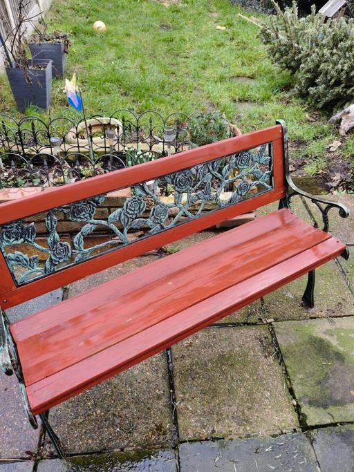 Buy & Sell Romford Barking and Dagenham - Photos for Wooden Bench