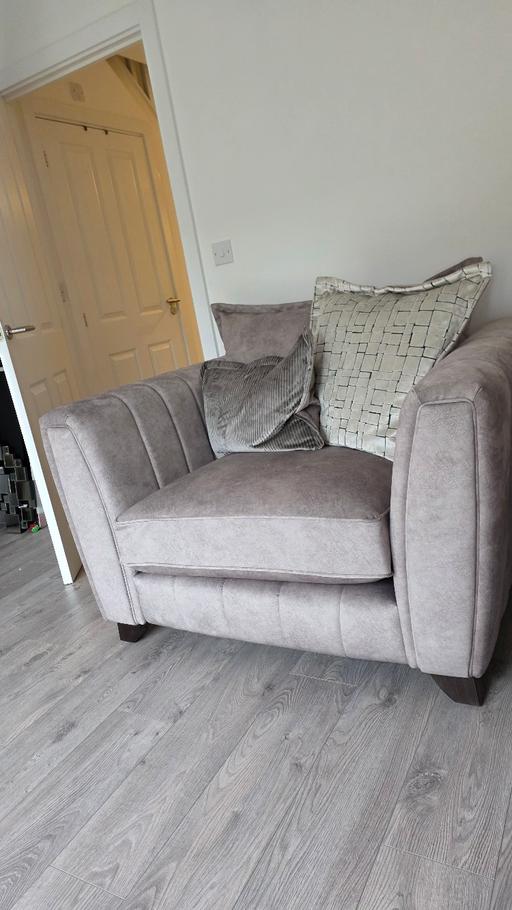 Buy & Sell Woolstanwood Cheshire East - Photos for Brand New cherish DFS cuddle armchair