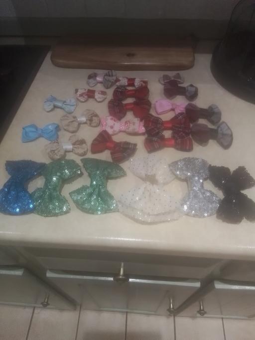 Buy & Sell Streetly Walsall - Photos for LARGE COLLECTION OF GIRL'S HAIR BOWS