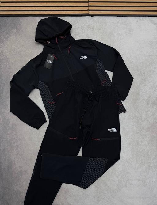 Buy & Sell Winson Green Birmingham - Photos for North face tracksuit