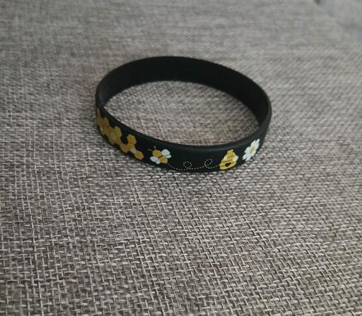 Buy & Sell Bradley Fold Trading Estate Bury - Photos for Bee Braclet Band New