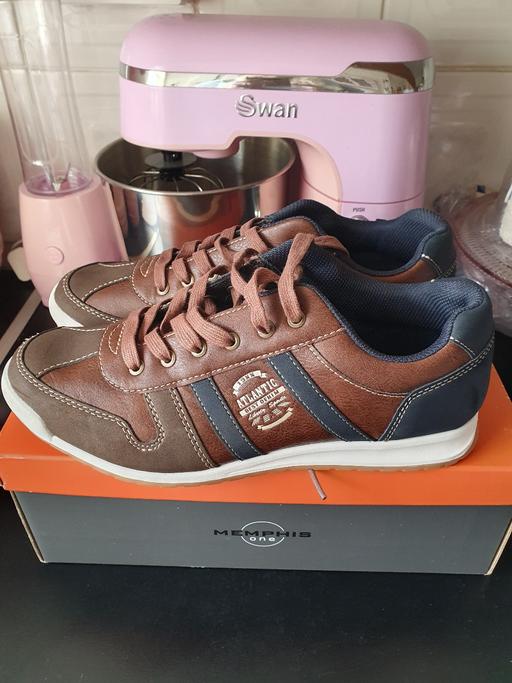 Buy & Sell Upper Gornal Dudley - Photos for men's brown trainers