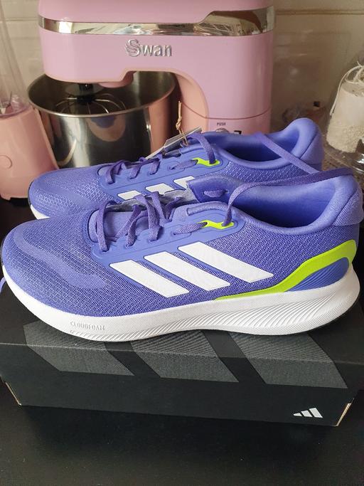 Buy & Sell Upper Gornal Dudley - Photos for men's Adidas trainers NEW