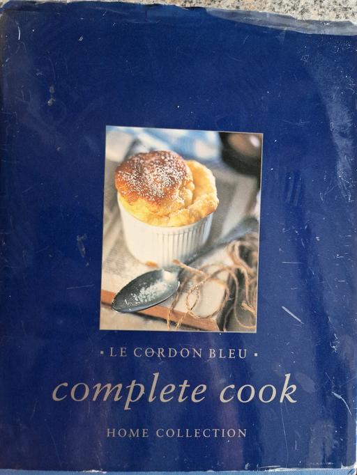 Buy & Sell Grassmoor North East Derbyshire - Photos for le cordon bleu recipe book
