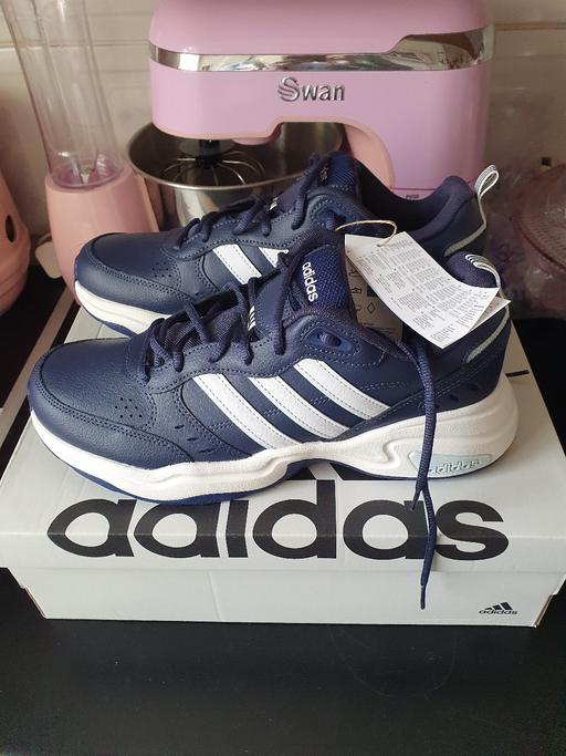 Buy & Sell Upper Gornal Dudley - Photos for men's Adidas trainers NEW