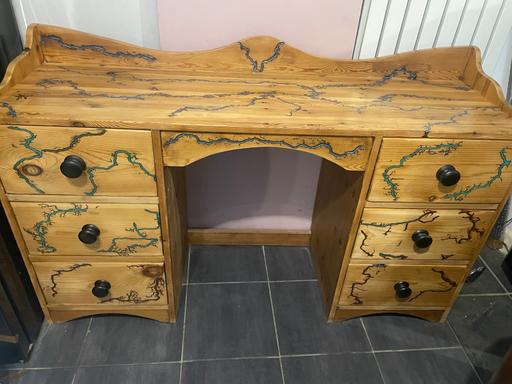 Buy & Sell Hampton-in-Arden Solihull - Photos for Lightin’ Strike Desk/dressing table