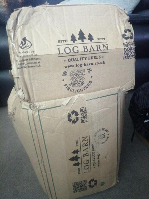 Buy & Sell Heath Town Wolverhampton - Photos for two boxes of wood wool 500 & 200