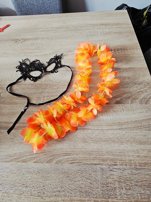 Buy & Sell Newton Doncaster - Photos for Fancy dress accessories..like new