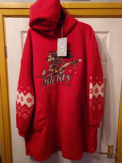 Buy & Sell Woodthorpe Charnwood - Photos for Women's red Disney oversized hoody size XS/S