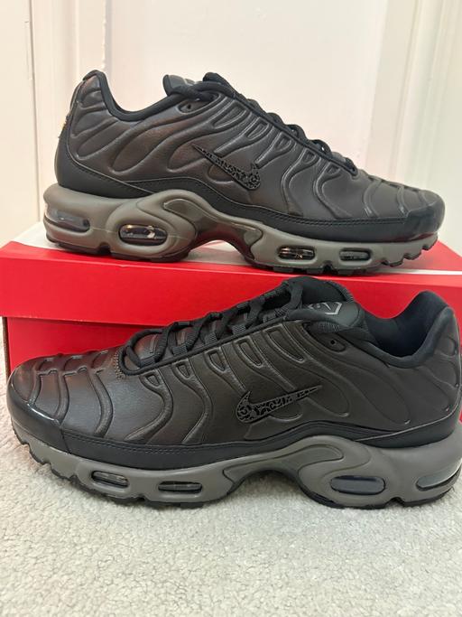 Buy & Sell Bold Heath Saint Helens - Photos for Nike tn