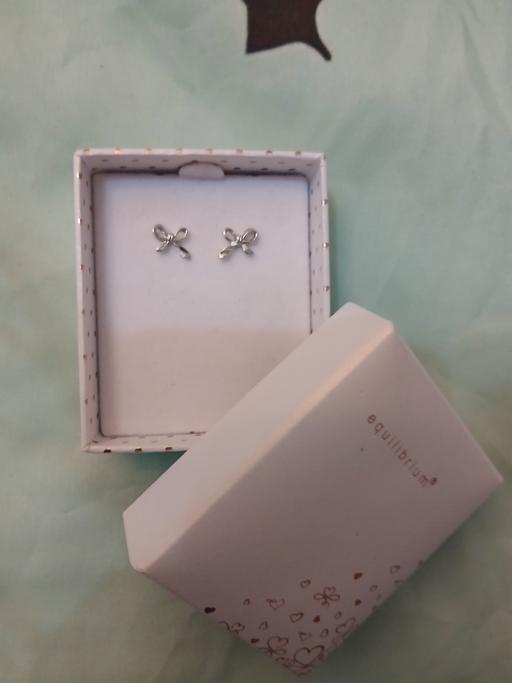 Buy & Sell Bradley Fold Trading Estate Bury - Photos for Bow Earrings New