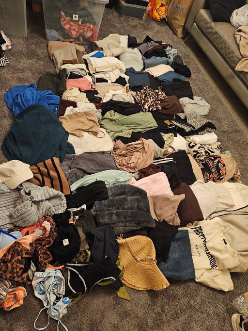 Buy & Sell Kingswinford Dudley - Photos for carboot job lot of womans clothes