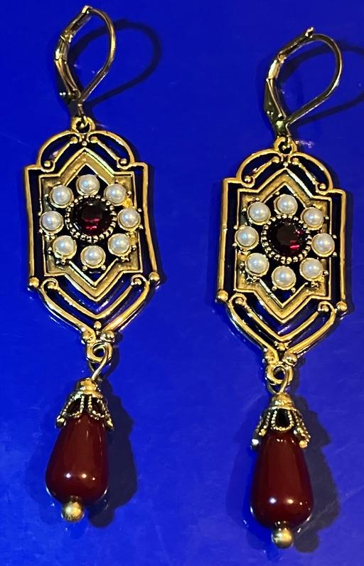 Buy & Sell Yeovil Somerset - Photos for Roman Style Earrings Seeded Pearl & Garnet
