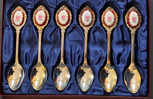 Buy & Sell Yeovil Somerset - Photos for 6x Silver plate spoons ceramic cameos. 1970s