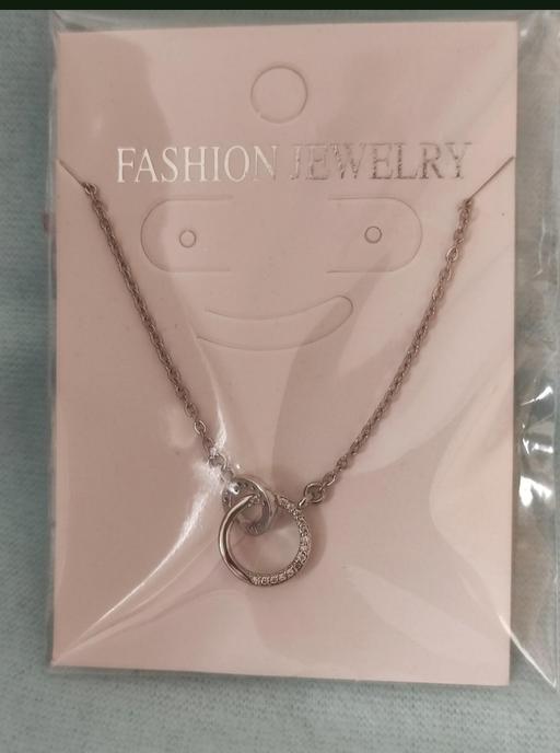 Buy & Sell Grafton Street Industrial Estate West Northamptonshire - Photos for Beautiful necklace chain