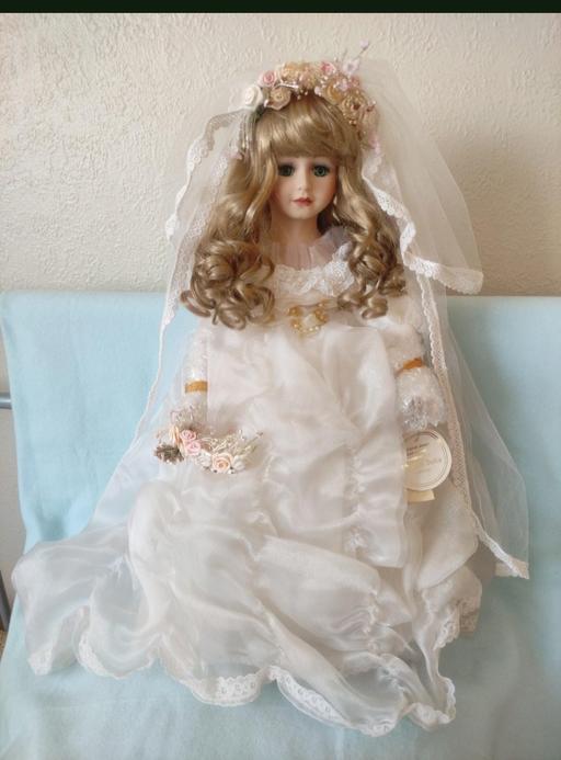 Buy & Sell Grafton Street Industrial Estate West Northamptonshire - Photos for New beautiful doll