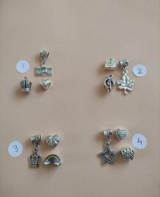Buy & Sell Grafton Street Industrial Estate West Northamptonshire - Photos for Beautiful bracelet charms