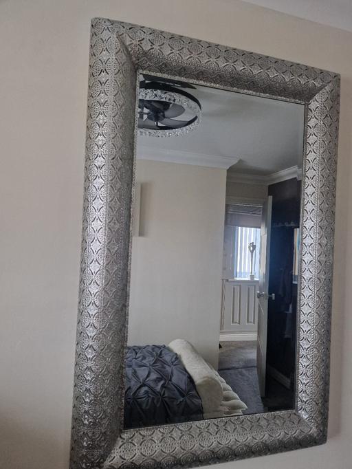 Buy & Sell Scholes Rotherham - Photos for 32