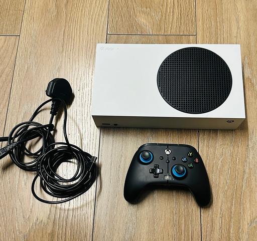 Buy & Sell Lye Dudley - Photos for XBox Series S - 512GB SSD - Digital