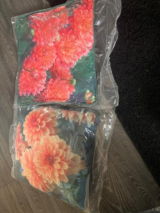 Buy & Sell Sedgley Dudley - Photos for Two cushions