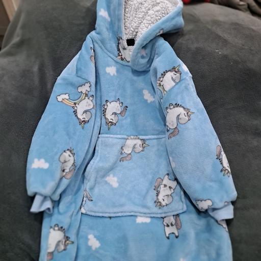 Buy & Sell Sutton Coldfield Birmingham - Photos for Oodie Age 5-6