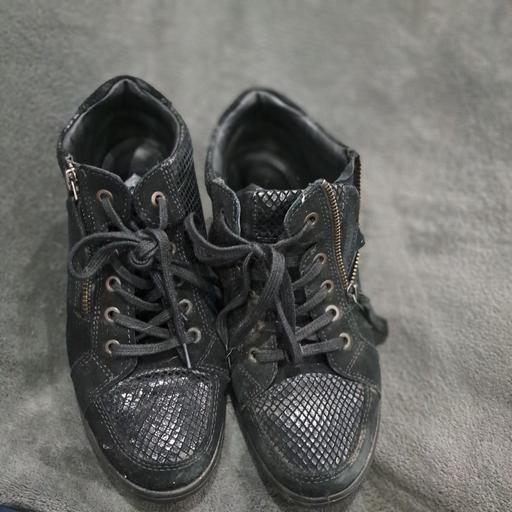 Buy & Sell Sutton Coldfield Birmingham - Photos for Hotter Trainers Size 5.5