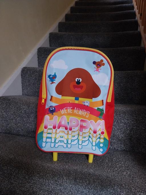 Buy & Sell Essington Wolverhampton - Photos for Hey Duggie Suitcase
