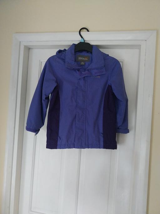 Buy & Sell Essington Wolverhampton - Photos for Girls Regatta Waterproof Jacket