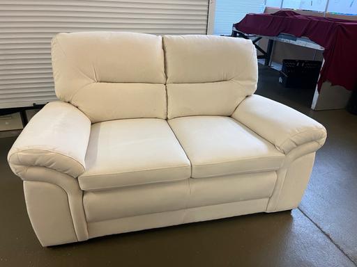 Buy & Sell Dudley West Midlands - Photos for Brand new cream fabric sofa