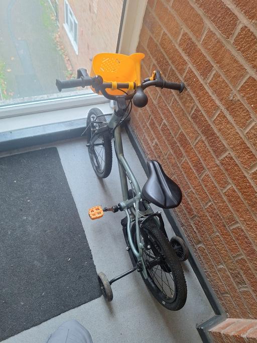 Buy & Sell Walsall West Midlands - Photos for btwin kids bike with stabilisers