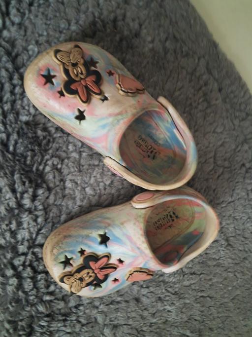 Buy & Sell Princes End Sandwell - Photos for Girls croc shoes size 6