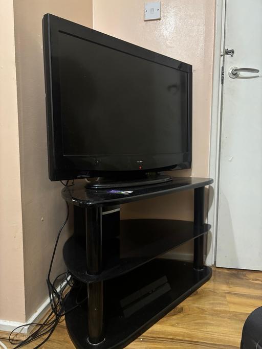 Buy & Sell Marble Arch Central London - Photos for TV WITH STAND