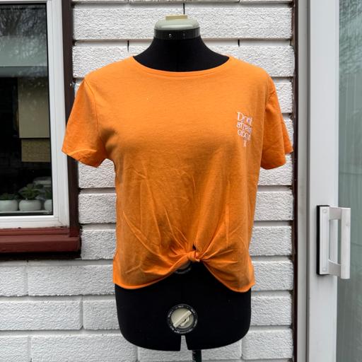 Buy & Sell Streatham South West London - Photos for Orange crop top