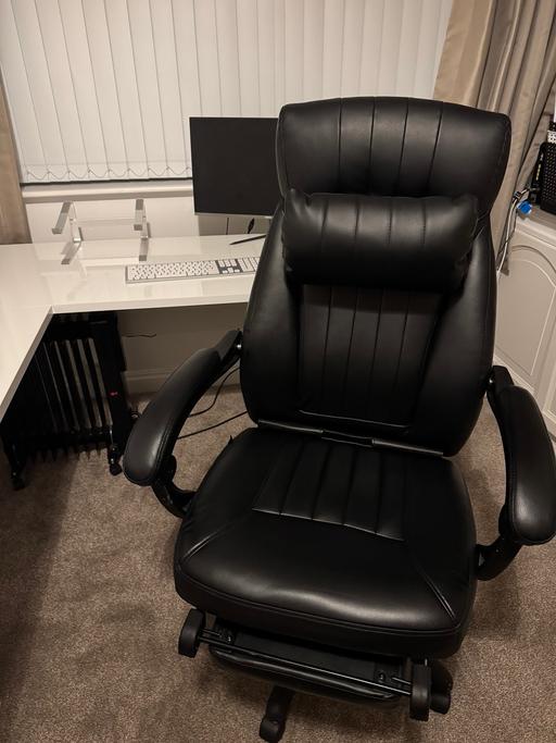 Buy & Sell Penn Fields Wolverhampton - Photos for Black Executive Office Chair with Footrest