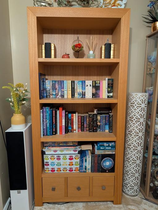 Buy & Sell Crawley Down Mid Sussex - Photos for Oak bookcase