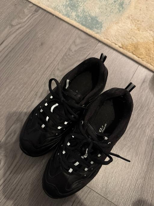 Buy & Sell Yardley Birmingham - Photos for Black sketchers trainers