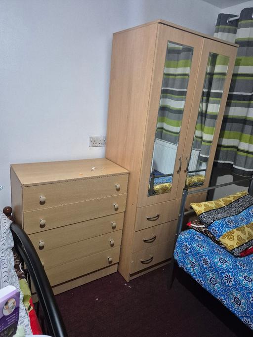 Buy & Sell Forest Gate East London - Photos for wooden cupboard