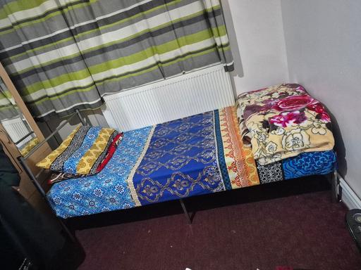 Buy & Sell Forest Gate East London - Photos for single bed with mattress
