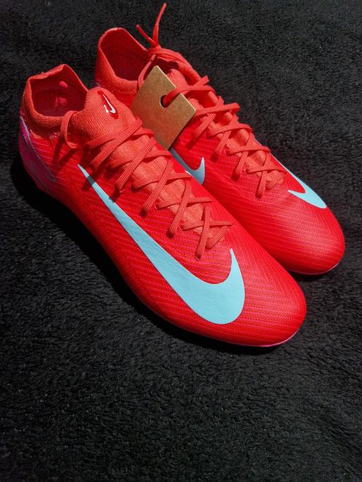 Buy & Sell Walsall Town Centre Walsall - Photos for Mens Red Nike Football Boots Size 12