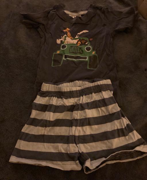 Buy & Sell Shrewsbury Shropshire - Photos for Boys shorts and T-shirt