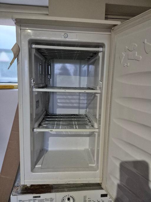 Buy & Sell Hollywood Bromsgrove - Photos for Beko Under Counter Freezer