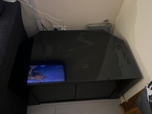 Buy & Sell Forest Gate East London - Photos for Glass to stand