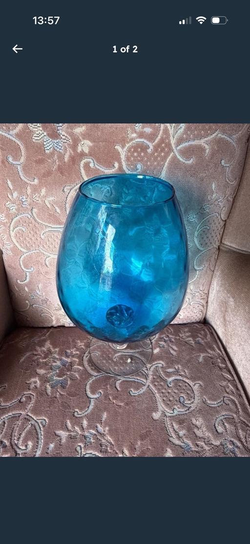 Buy & Sell Kidbrooke South East London - Photos for Vintage Italy empoly glass pedestal vase