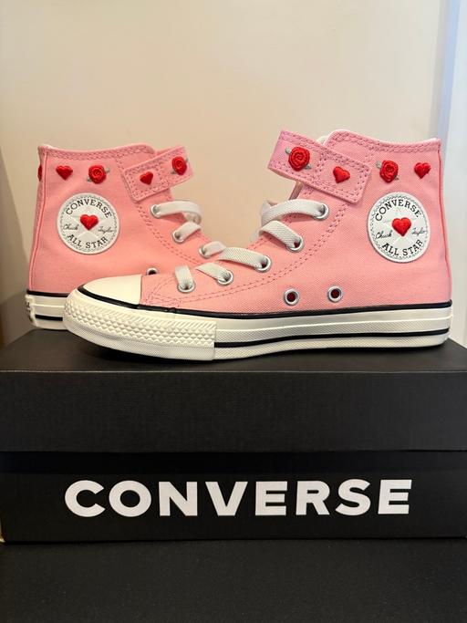 Buy & Sell Brampton Rotherham - Photos for Brand New Kids Converse