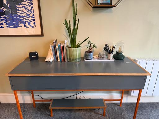 Buy & Sell Camberwell South East London - Photos for Storage Desk