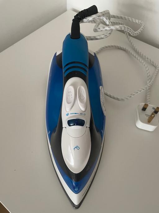 Buy & Sell Kingston Vale South West London - Photos for Iron, steam iron, MorphyRichards.