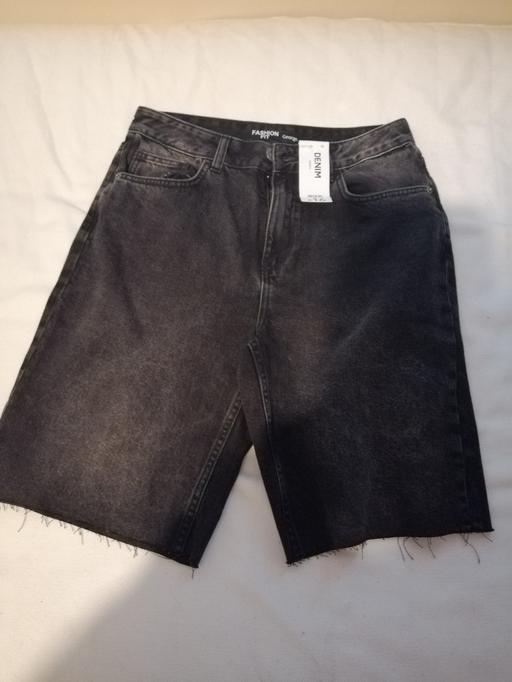 Buy & Sell Seacroft Leeds - Photos for ladies size 10 shorts