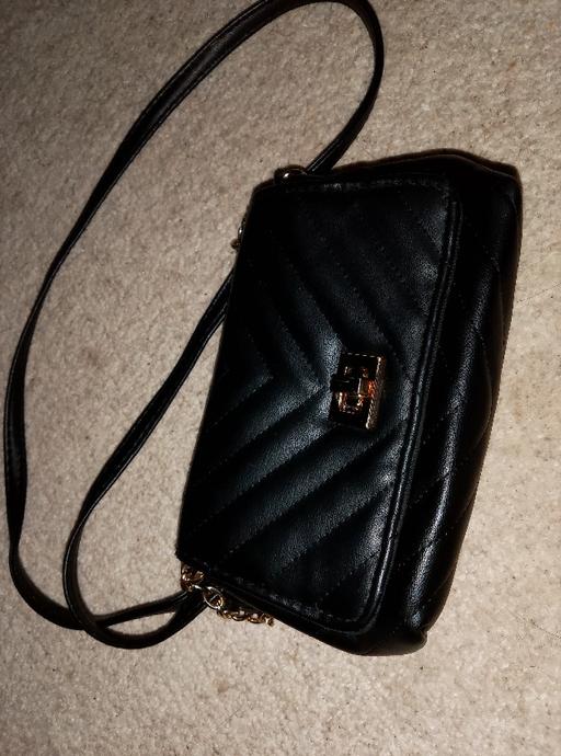 Buy & Sell Sedgley Dudley - Photos for Bag