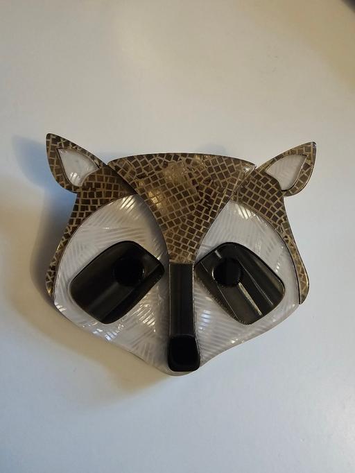 Buy & Sell Pilsley North East Derbyshire - Photos for lovely large acrylic handmade racoon brooch